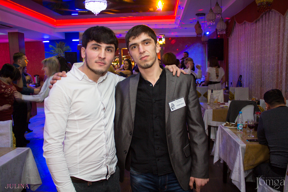 Фотография с Мулен Руж в Дубай