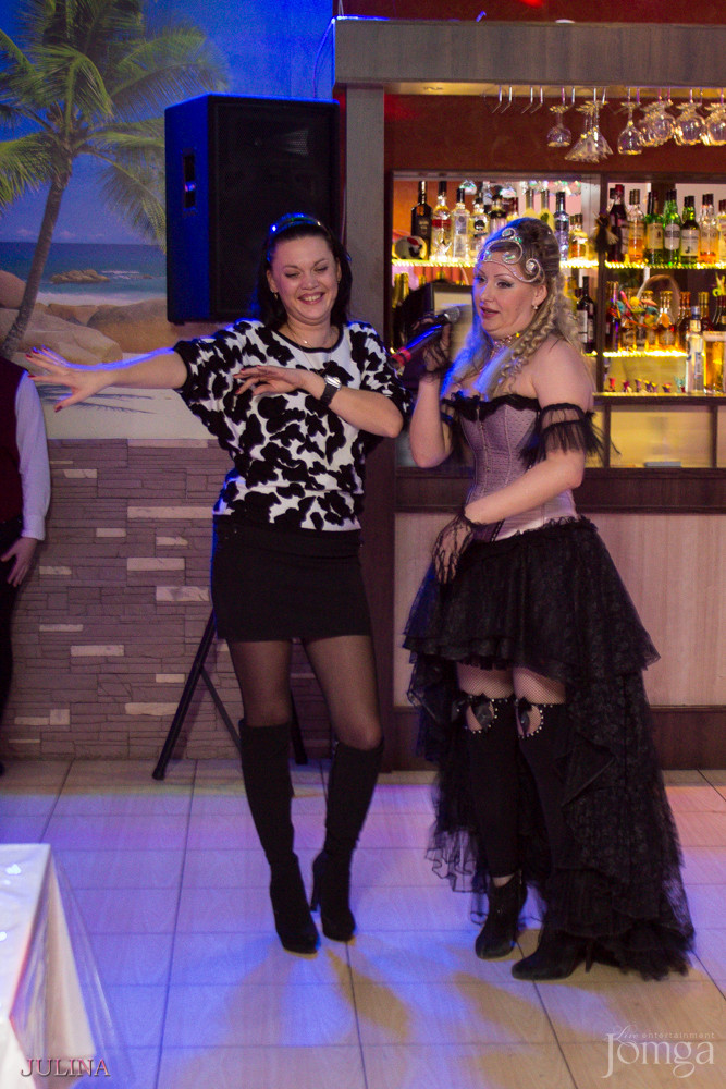 Фотография с Мулен Руж в Дубай