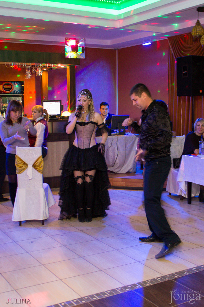 Фотография с Мулен Руж в Дубай