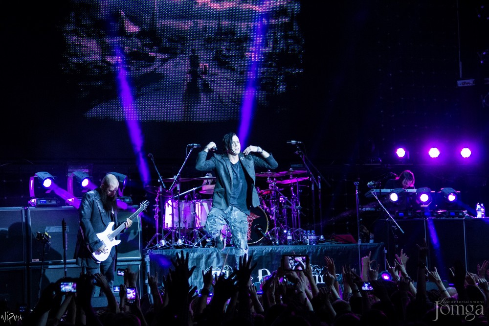 Фотография с Легендарные THREE DAYS GRACE в столице Татарстана в Эрмитаж