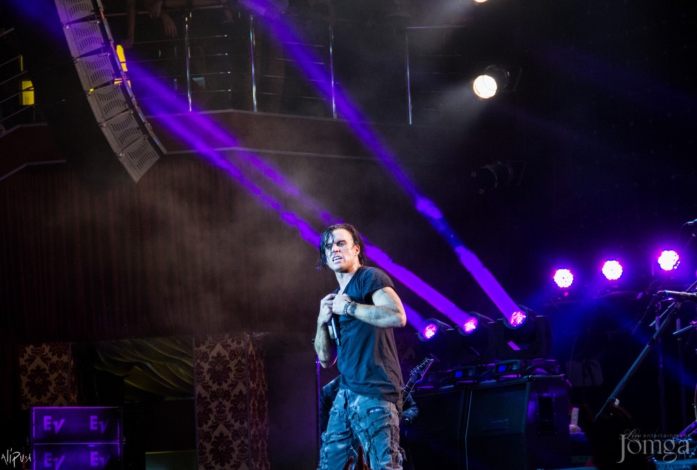 Фотография с Легендарные THREE DAYS GRACE в столице Татарстана в Эрмитаж