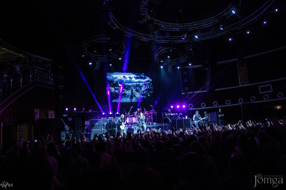 Фотография с Легендарные THREE DAYS GRACE в столице Татарстана в Эрмитаж