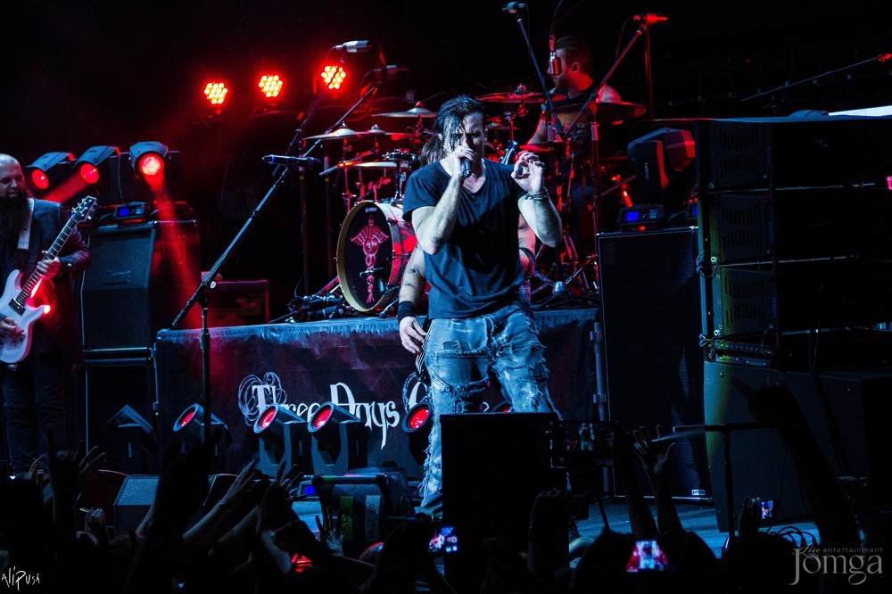 Фотография с Легендарные THREE DAYS GRACE в столице Татарстана в Эрмитаж