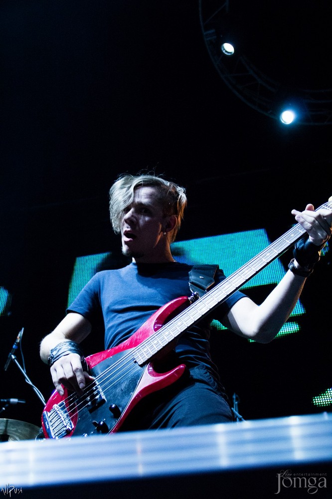 Фотография с Легендарные THREE DAYS GRACE в столице Татарстана в Эрмитаж