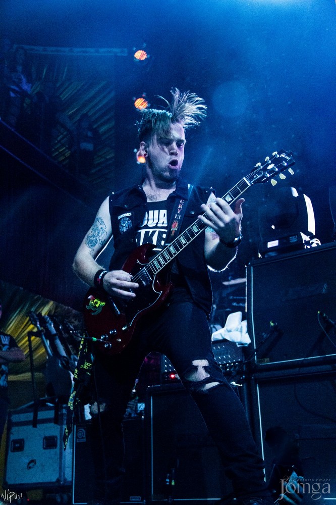 Фотография с Легендарные THREE DAYS GRACE в столице Татарстана в Эрмитаж