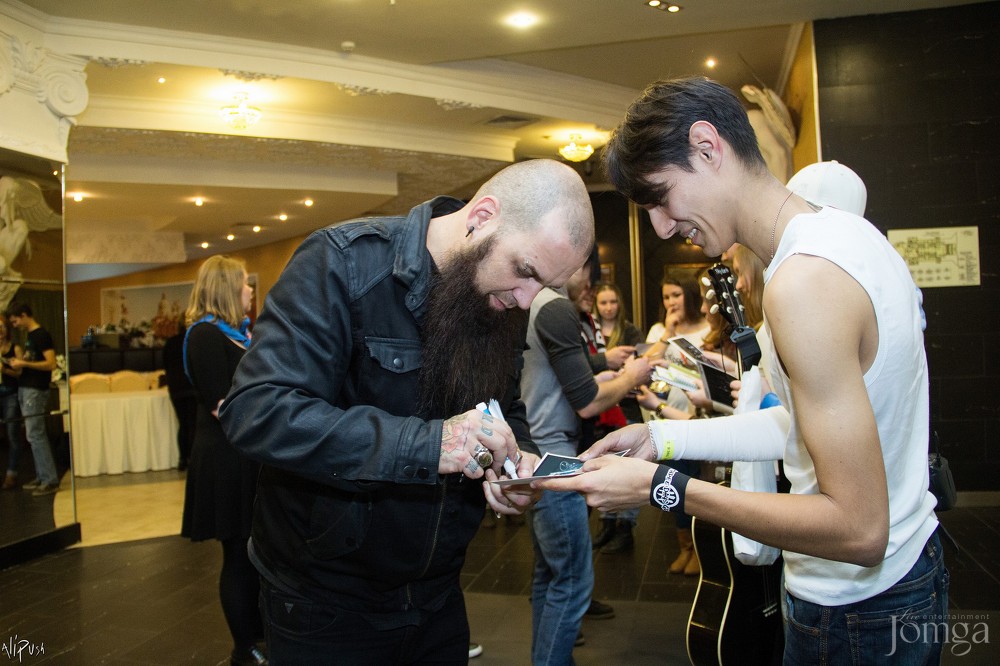 Фотография с Легендарные THREE DAYS GRACE в столице Татарстана в Эрмитаж