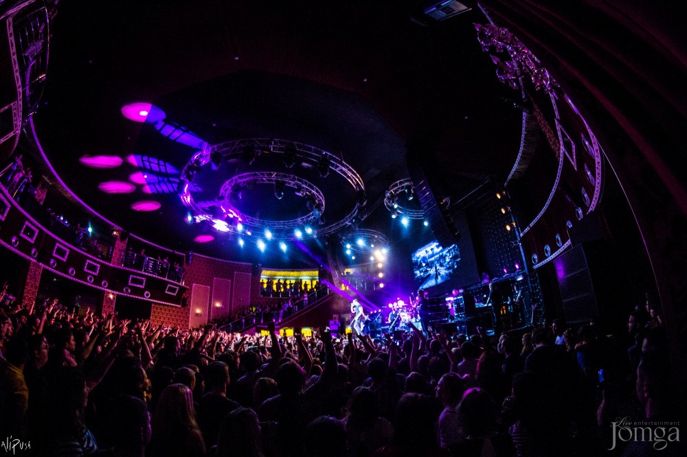 Фотография с Легендарные THREE DAYS GRACE в столице Татарстана в Эрмитаж