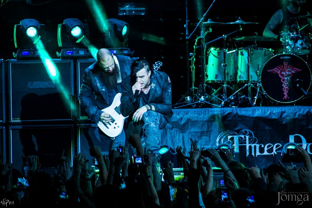 Фотография с Легендарные THREE DAYS GRACE в столице Татарстана в Эрмитаж