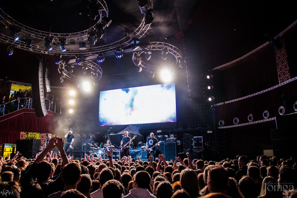 Фотография с Легендарные THREE DAYS GRACE в столице Татарстана в Эрмитаж