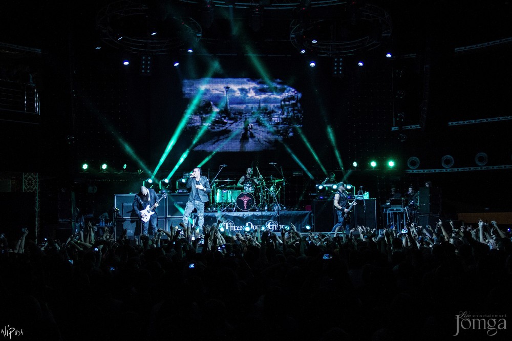 Фотография с Легендарные THREE DAYS GRACE в столице Татарстана в Эрмитаж