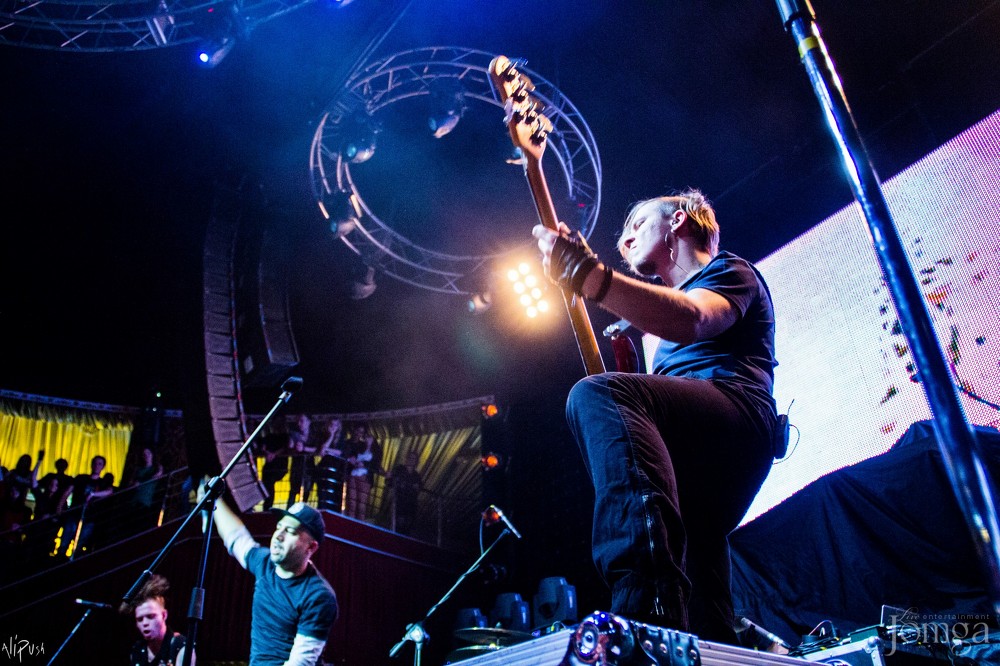 Фотография с Легендарные THREE DAYS GRACE в столице Татарстана в Эрмитаж