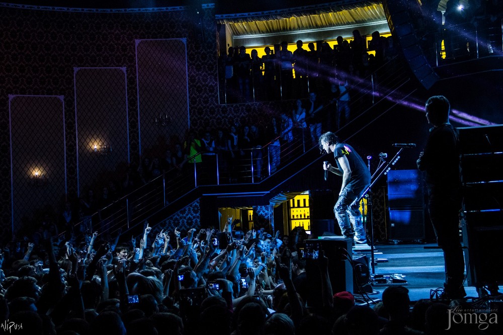 Фотография с Легендарные THREE DAYS GRACE в столице Татарстана в Эрмитаж