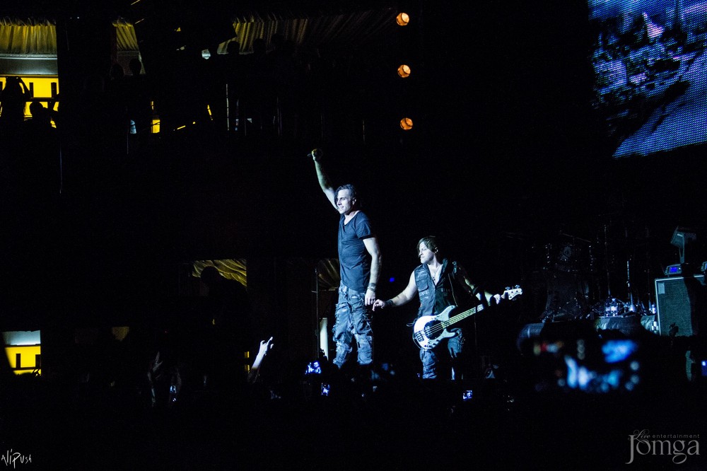 Фотография с Легендарные THREE DAYS GRACE в столице Татарстана в Эрмитаж