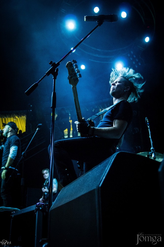 Фотография с Легендарные THREE DAYS GRACE в столице Татарстана в Эрмитаж