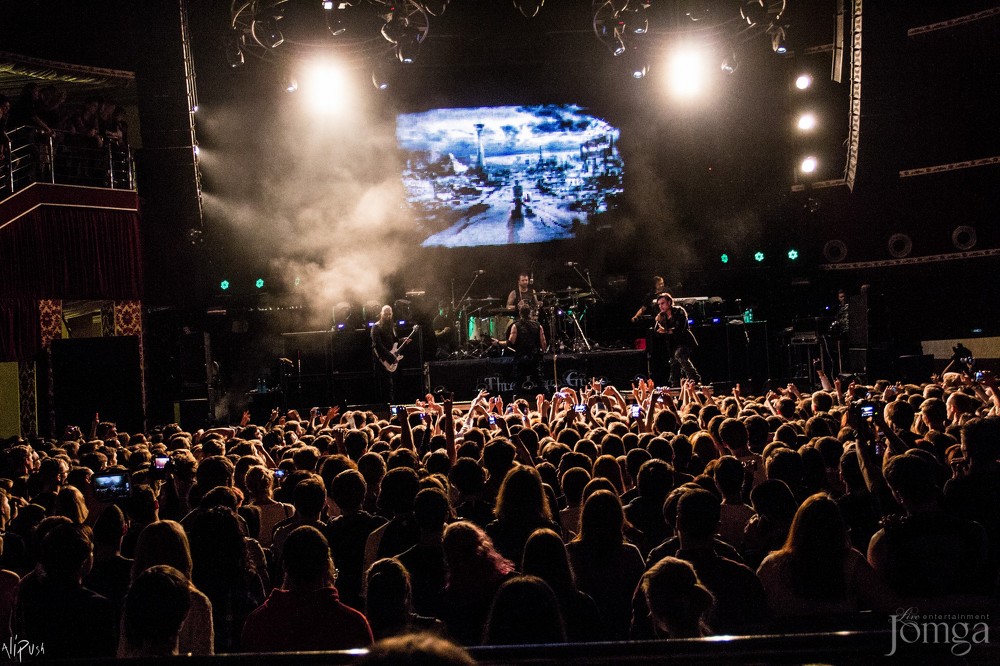 Фотография с Легендарные THREE DAYS GRACE в столице Татарстана в Эрмитаж