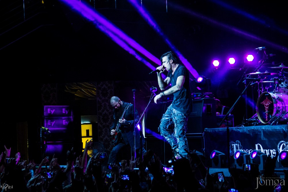 Фотография с Легендарные THREE DAYS GRACE в столице Татарстана в Эрмитаж