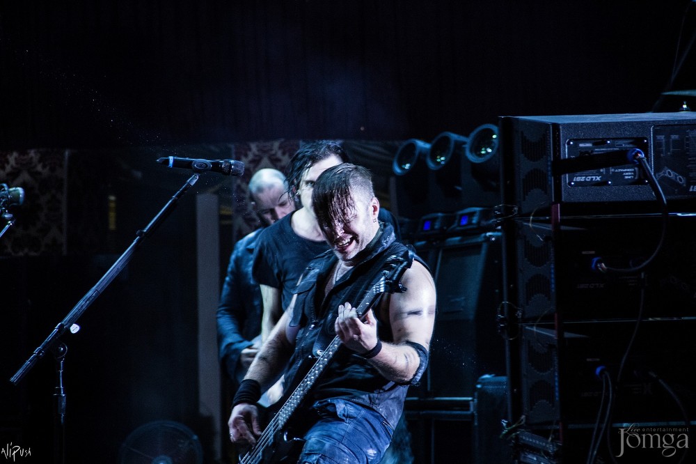 Фотография с Легендарные THREE DAYS GRACE в столице Татарстана в Эрмитаж