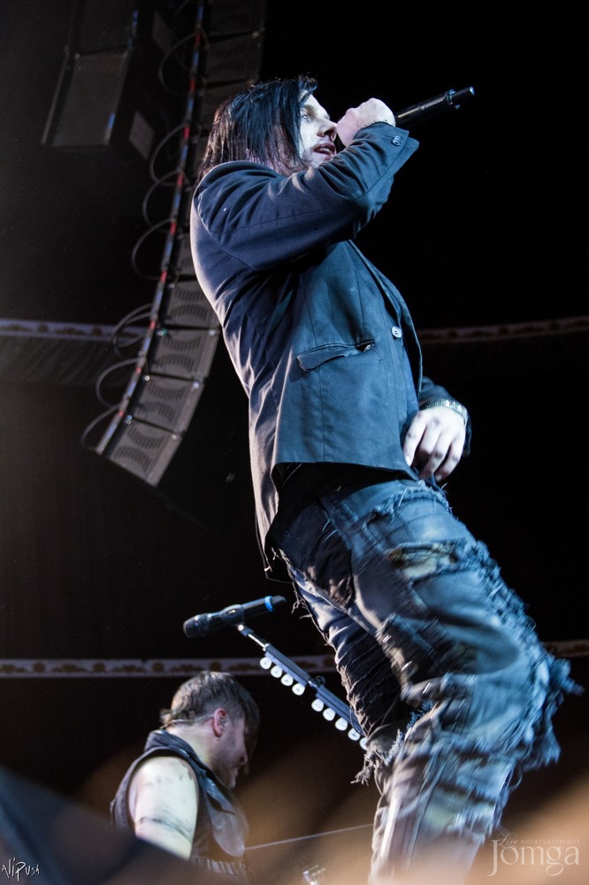 Фотография с Легендарные THREE DAYS GRACE в столице Татарстана в Эрмитаж