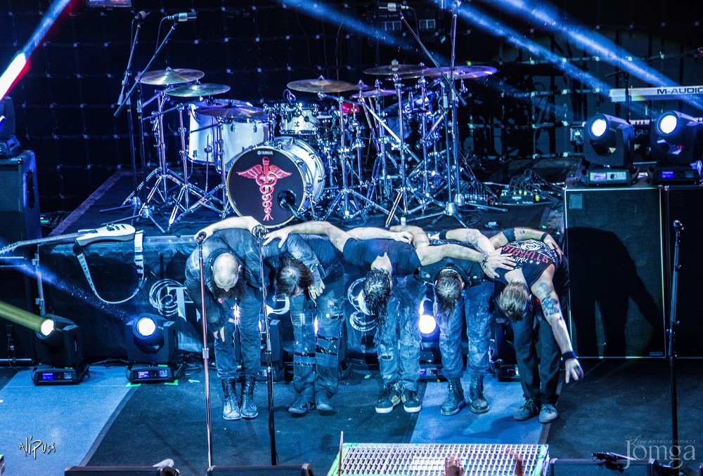 Фотография с Легендарные THREE DAYS GRACE в столице Татарстана в Эрмитаж