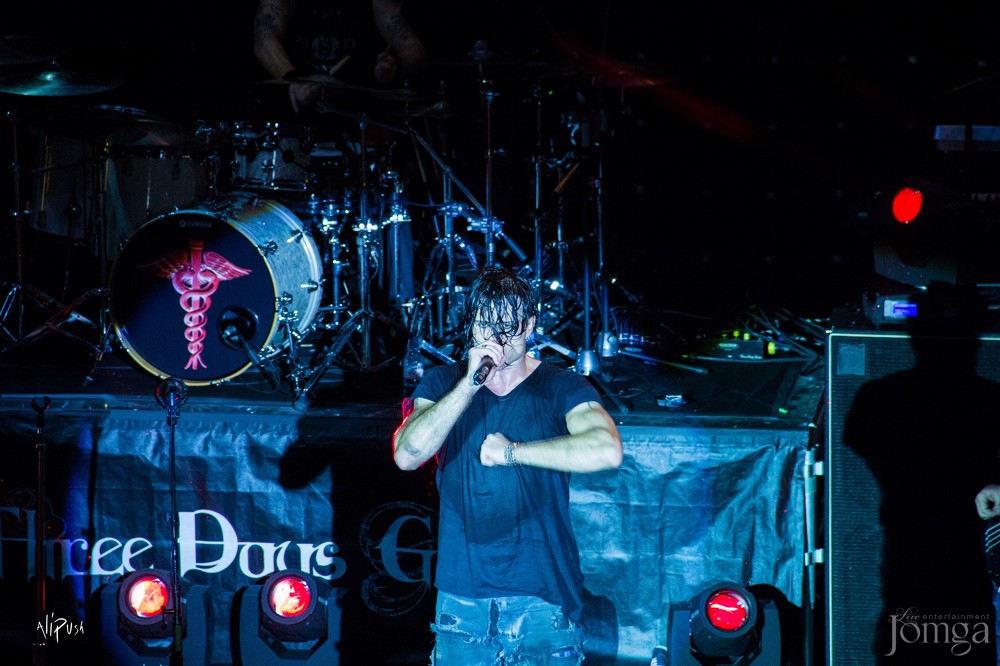 Фотография с Легендарные THREE DAYS GRACE в столице Татарстана в Эрмитаж