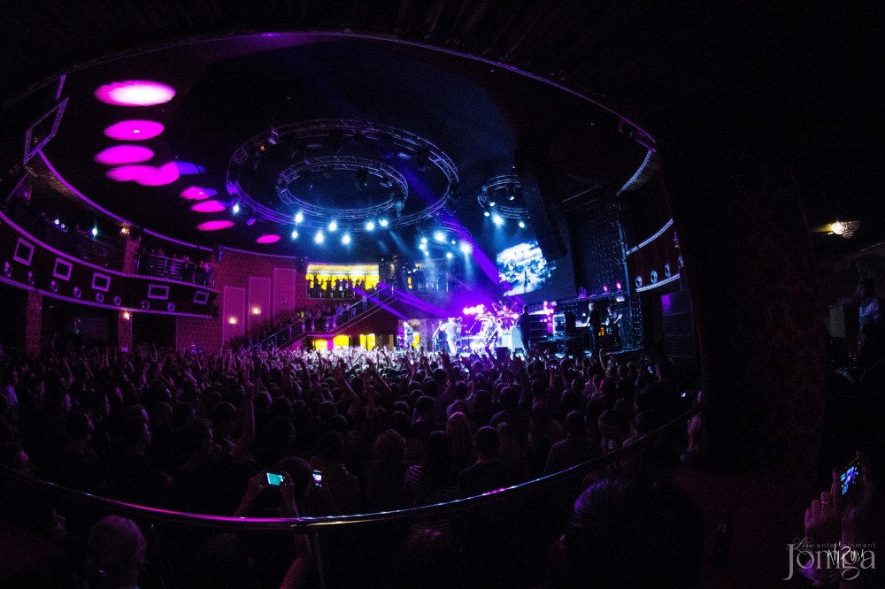 Фотография с Легендарные THREE DAYS GRACE в столице Татарстана в Эрмитаж