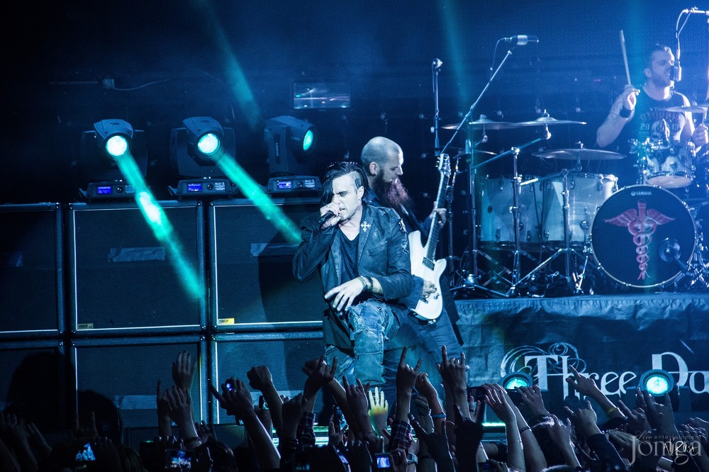 Фотография с Легендарные THREE DAYS GRACE в столице Татарстана в Эрмитаж