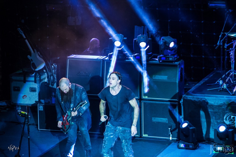 Фотография с Легендарные THREE DAYS GRACE в столице Татарстана в Эрмитаж