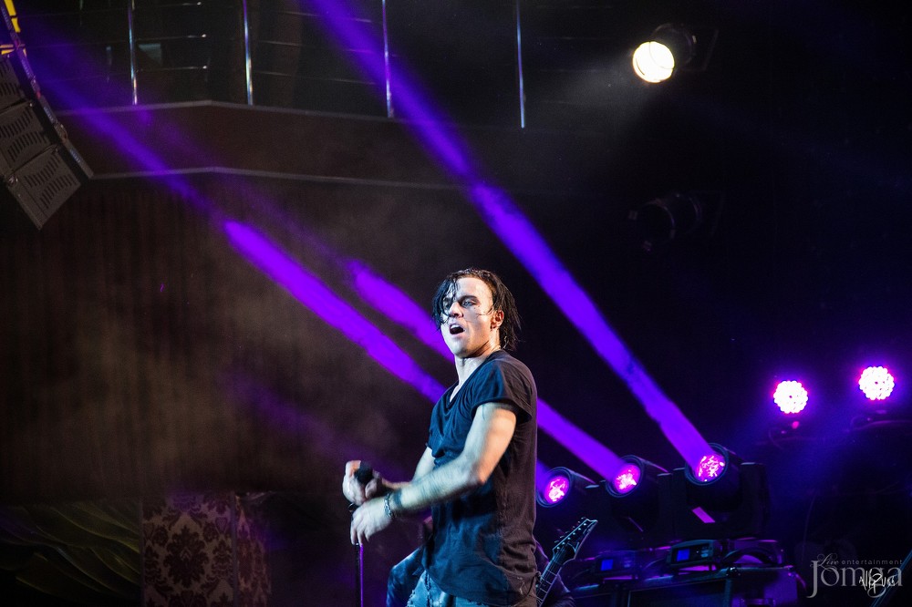 Фотография с Легендарные THREE DAYS GRACE в столице Татарстана в Эрмитаж