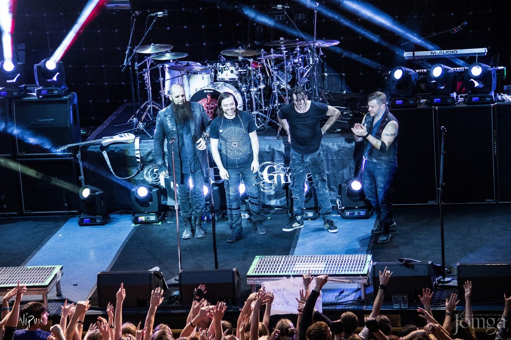 Фотография с Легендарные THREE DAYS GRACE в столице Татарстана в Эрмитаж