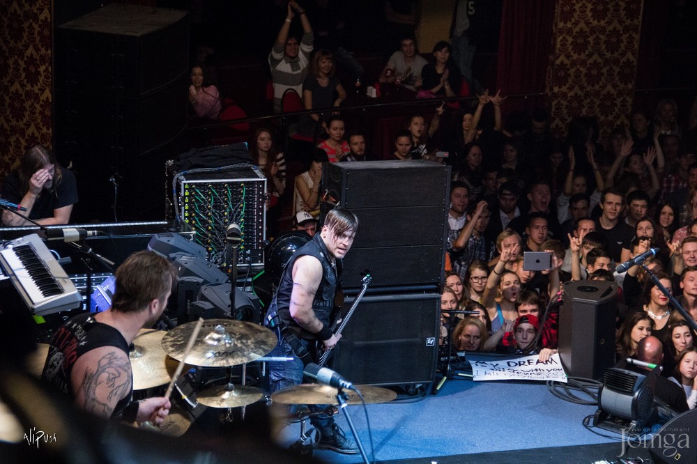 Фотография с Легендарные THREE DAYS GRACE в столице Татарстана в Эрмитаж