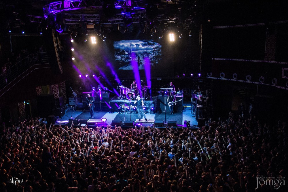 Фотография с Легендарные THREE DAYS GRACE в столице Татарстана в Эрмитаж