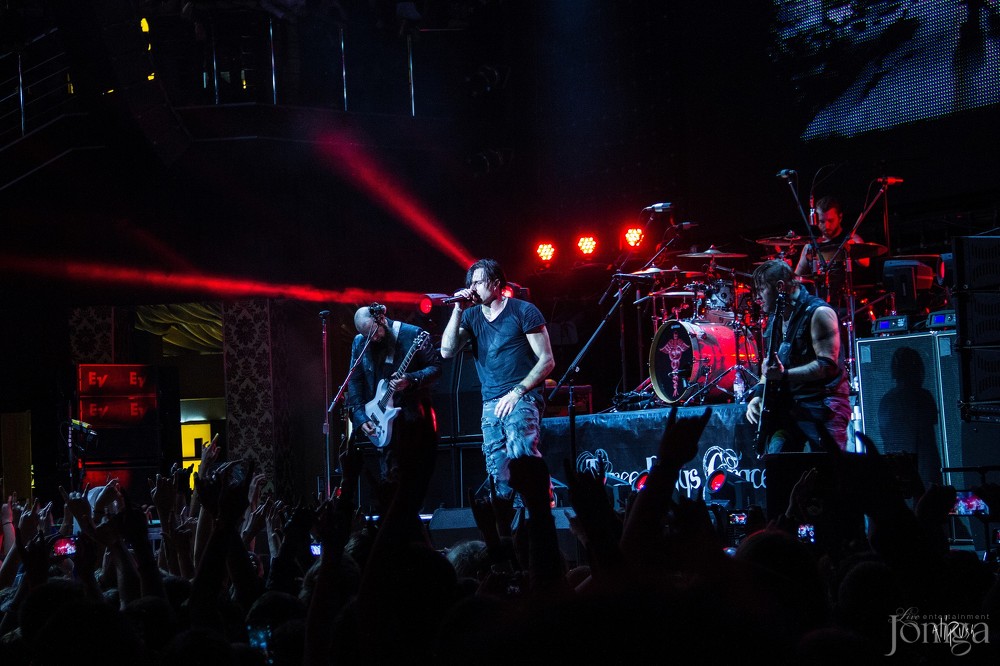 Фотография с Легендарные THREE DAYS GRACE в столице Татарстана в Эрмитаж