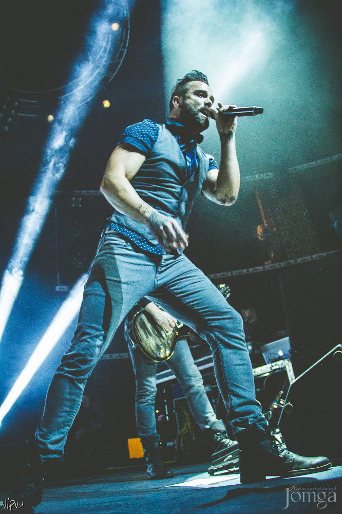 Фотография с SKILLET в Эрмитаж