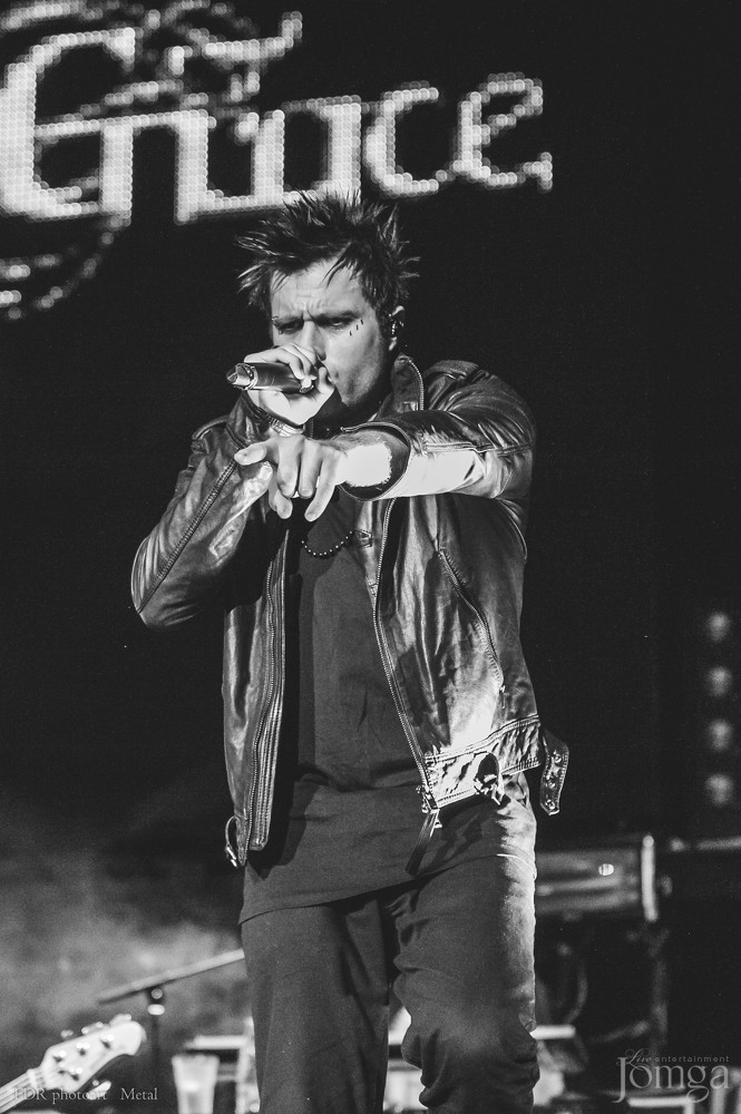 Фотография с THREE DAYS GRACE в Эрмитаж