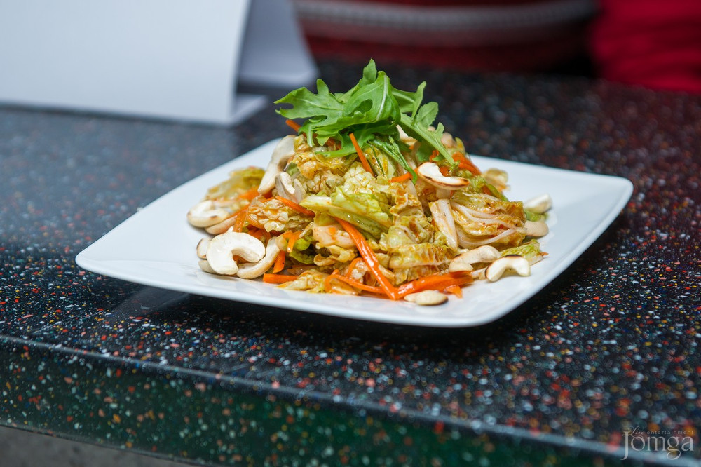 Фотография с «Паназиатская кухня в ресторане «Гин-Но-Таки» в Гин-но-Таки