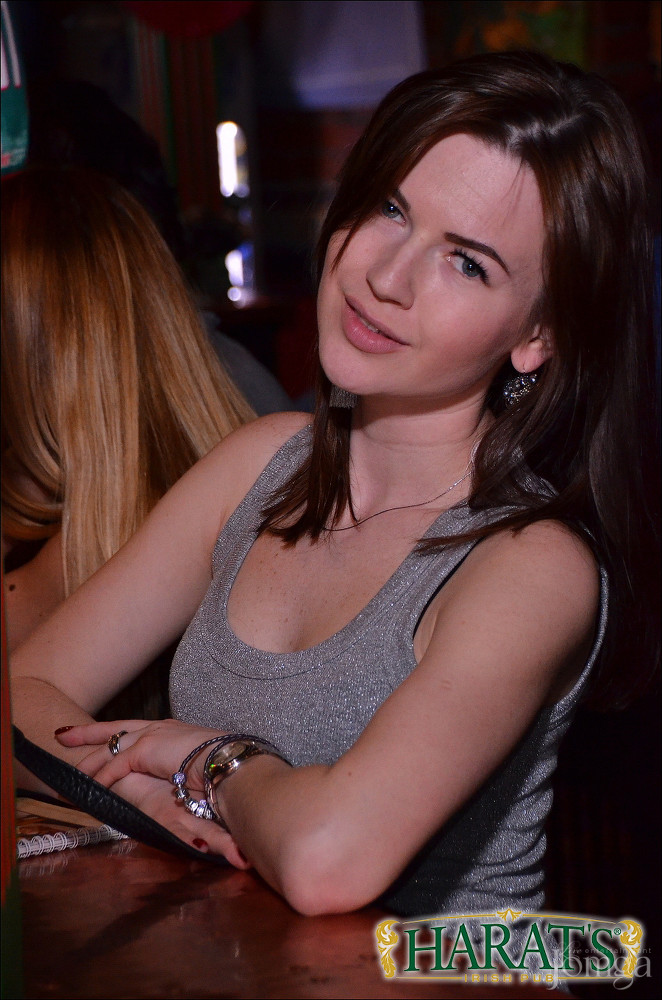 Фотография с ДЕНЬ РАДИО в Харатс паб