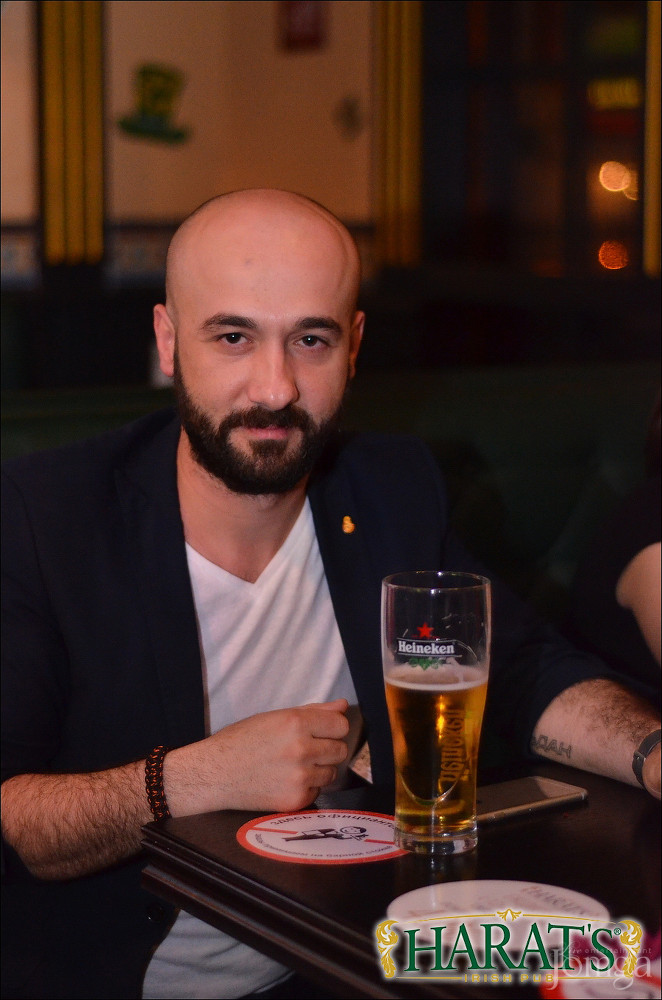 Фотография с ДЕНЬ РАДИО в Харатс паб