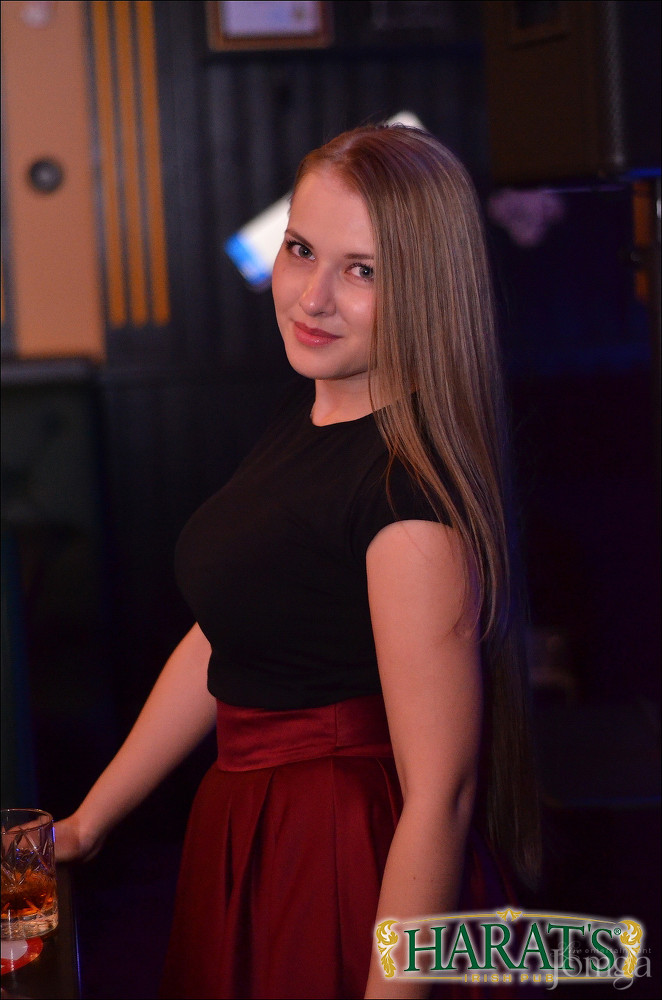 Фотография с ДЕНЬ РАДИО в Харатс паб