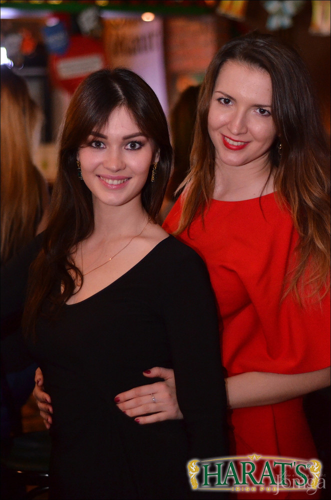 Фотография с ДЕНЬ РАДИО в Харатс паб