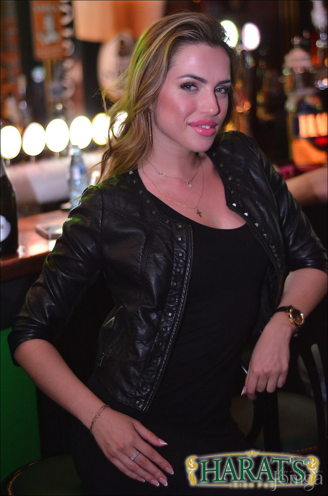 Фотография с ДЕНЬ РАДИО в Харатс паб