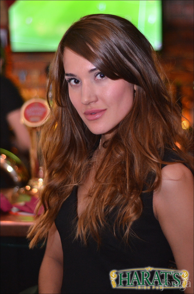 Фотография с ДЕНЬ РАДИО в Харатс паб