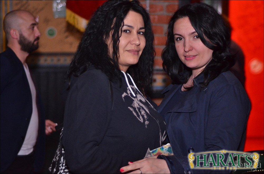 Фотография с ДЕНЬ РАДИО в Харатс паб