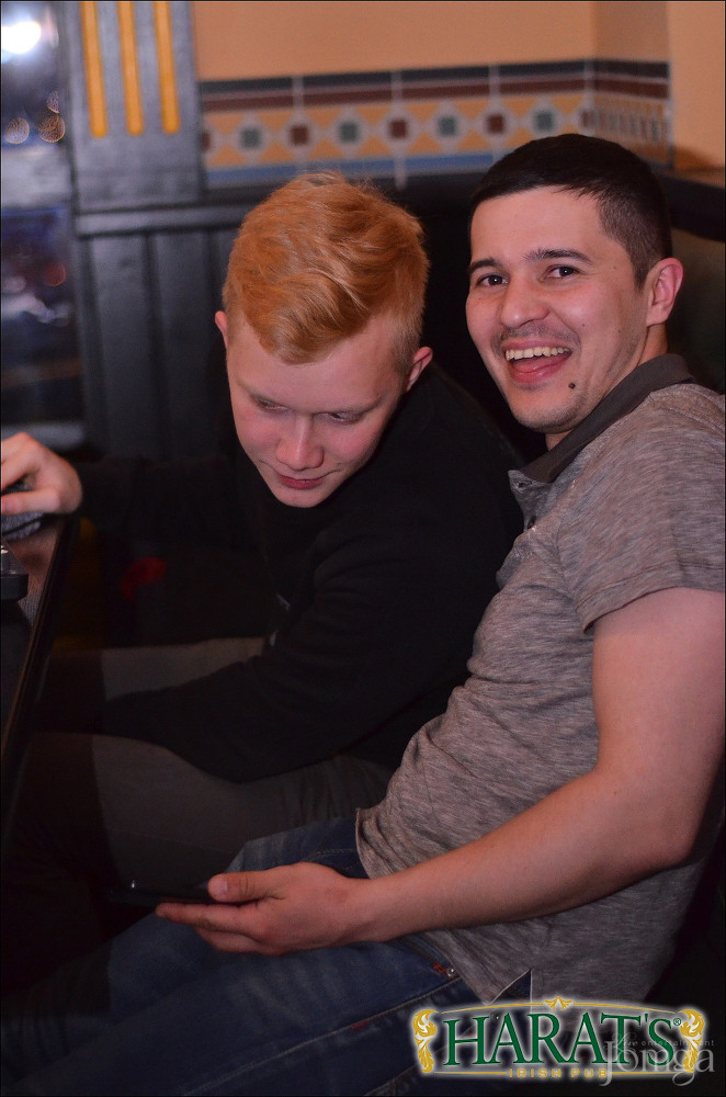 Фотография с ДЕНЬ РАДИО в Харатс паб
