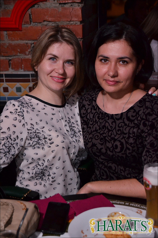 Фотография с группа "НАПРИМЕР" в Харатс паб