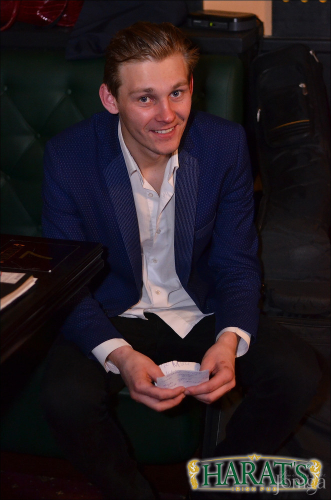 Фотография с группа "НАПРИМЕР" в Харатс паб