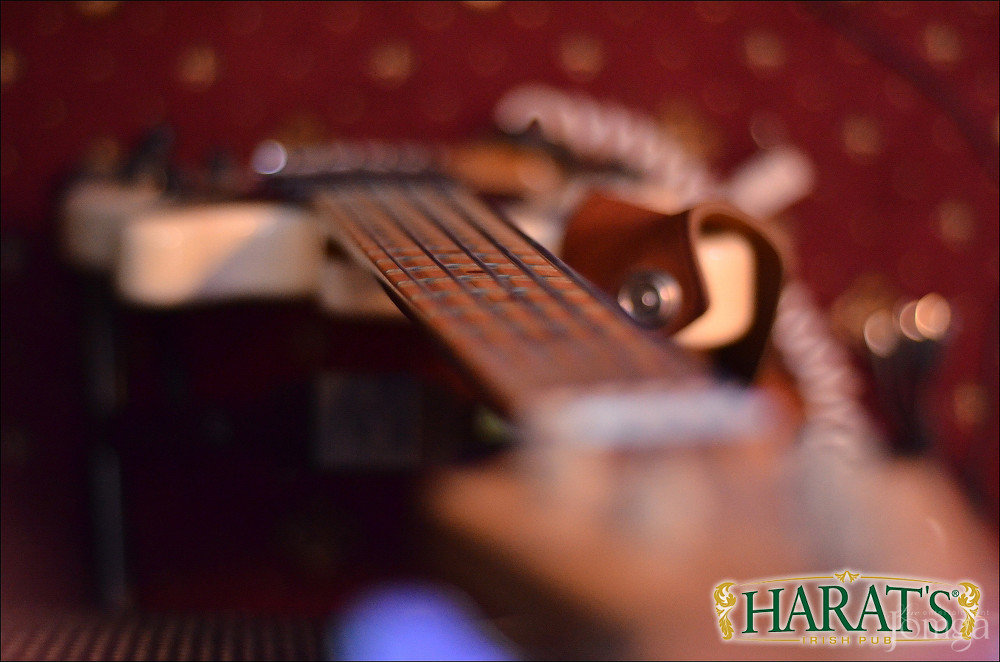 Фотография с группа "НАПРИМЕР" в Харатс паб