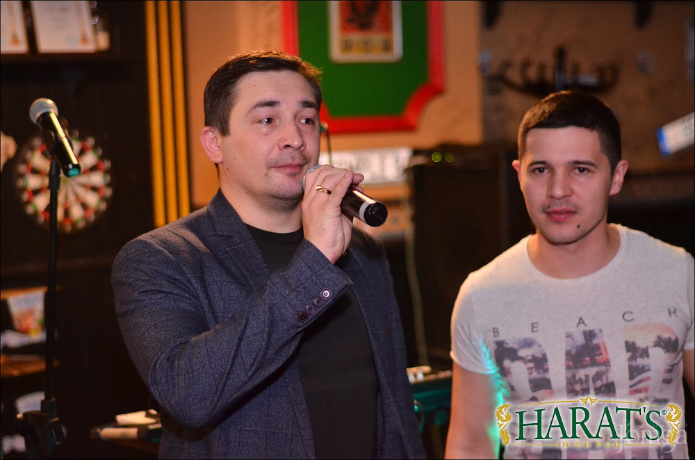 Фотография с группа "НАПРИМЕР" в Харатс паб