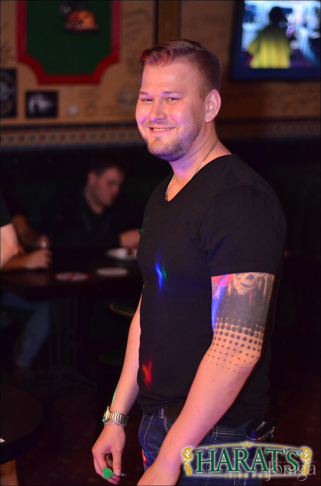 Фотография с группа "НАПРИМЕР" в Харатс паб