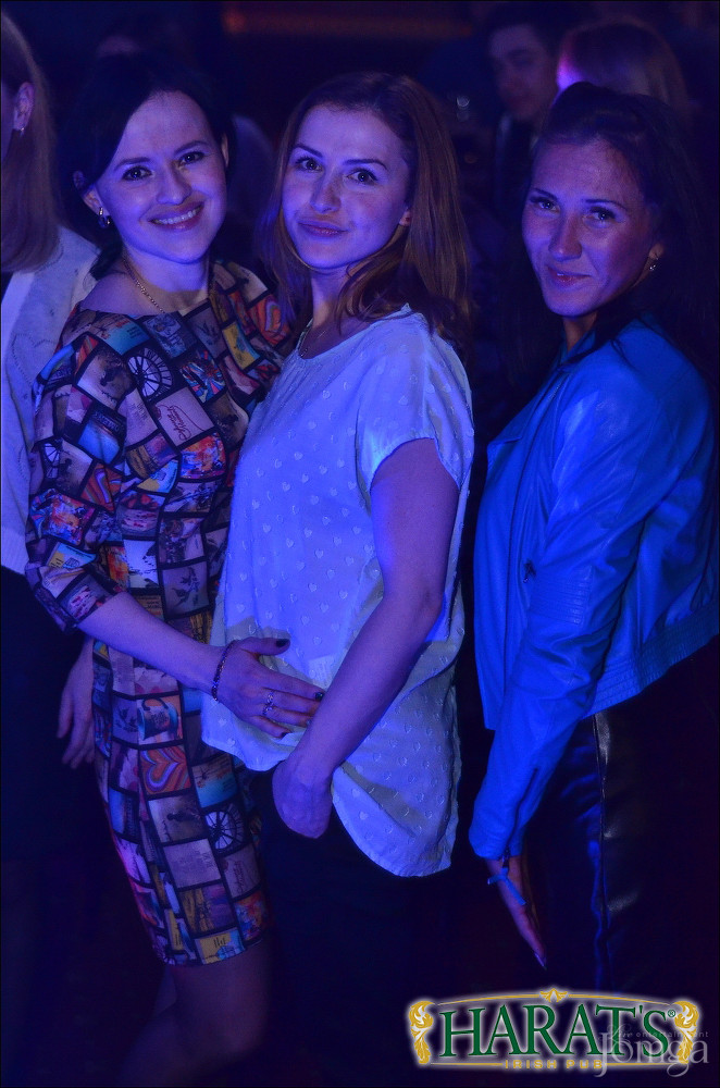 Фотография с группа "НАПРИМЕР" в Харатс паб