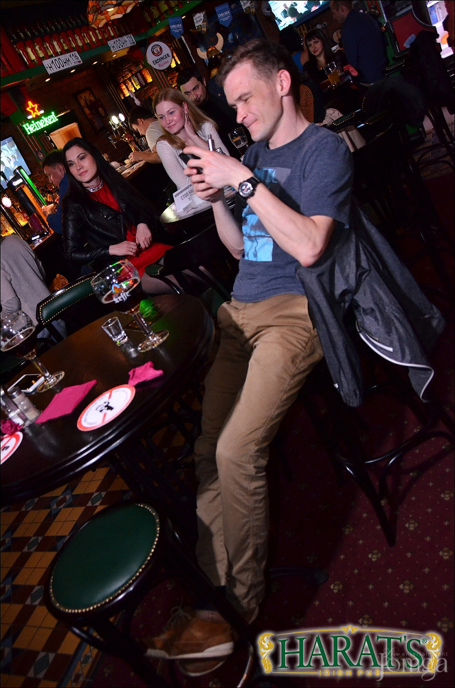 Фотография с группа "НАПРИМЕР" в Харатс паб